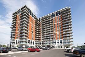 Bloc Condo